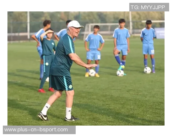 如何从青少年阶段迈入职业足球的道路与成功秘诀